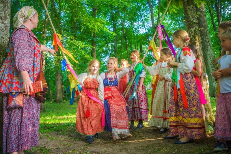 Художественный фольклор. Мероприятие русский фольклор. Фольклор Калужской области. Этнокультурные мероприятия. Мир русского фольклора.